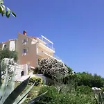 Boris Πανσιόν 4*